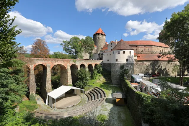 Stadtschlaining - Burg mit Burggraben